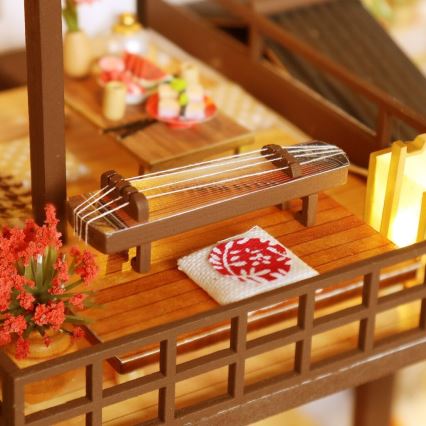 2Kids Toys - Miniatura della casetta Villa Sakura elegante 2xAAA