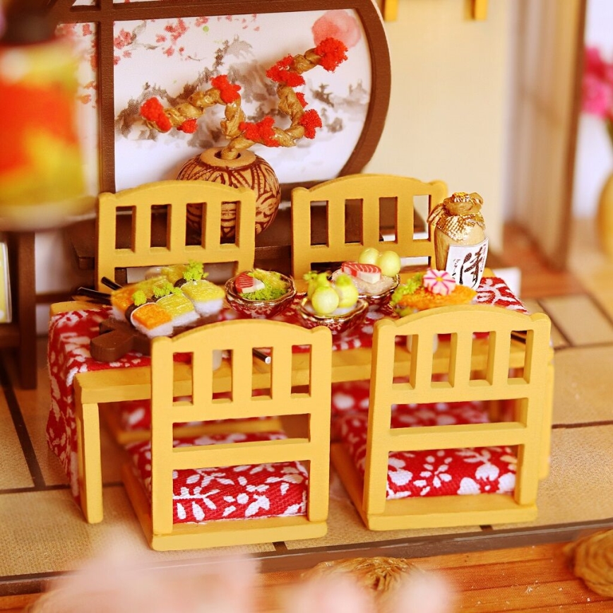 2Kids Toys - Miniatura della casetta Villa Sakura elegante 2xAAA