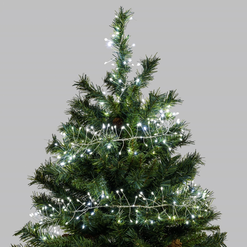 Aigostar - LED-Außen-Weihnachtslichterkette 100xLED/8 Funktionen 3xAA 3,3m IP44 kaltweiß