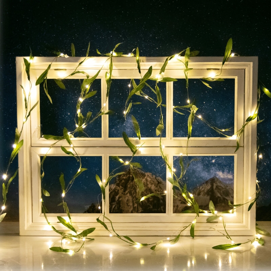 Aigostar - LED Solar-Lichterkette 100xLED/12m IP65 300 mAh warmweiß Olive