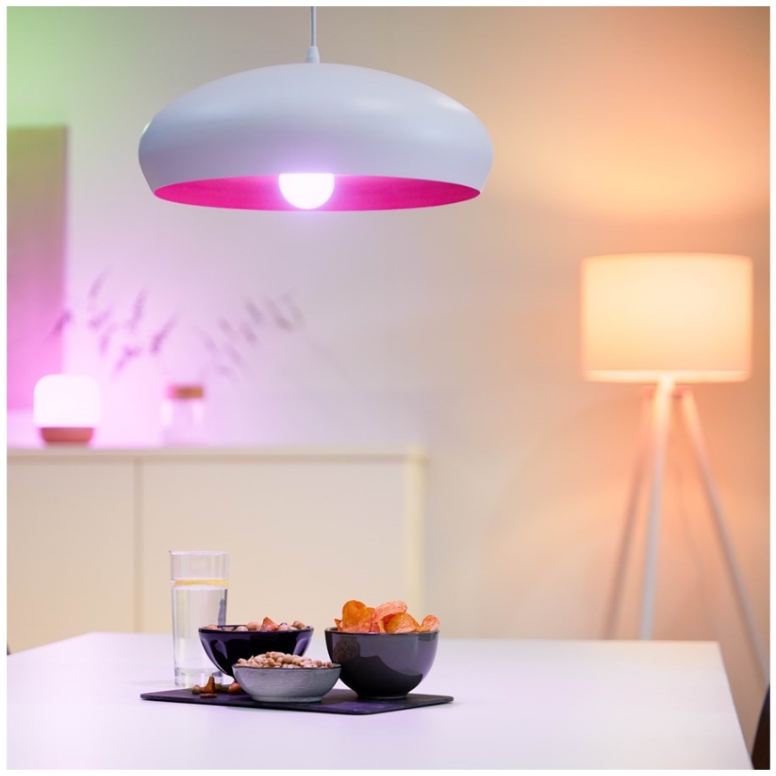 Ampoule à intensité variable LED RGBW A60 E27/8,5W/230V 2200-6500K  CRI 90 Wi-Fi + télécommande - WiZ