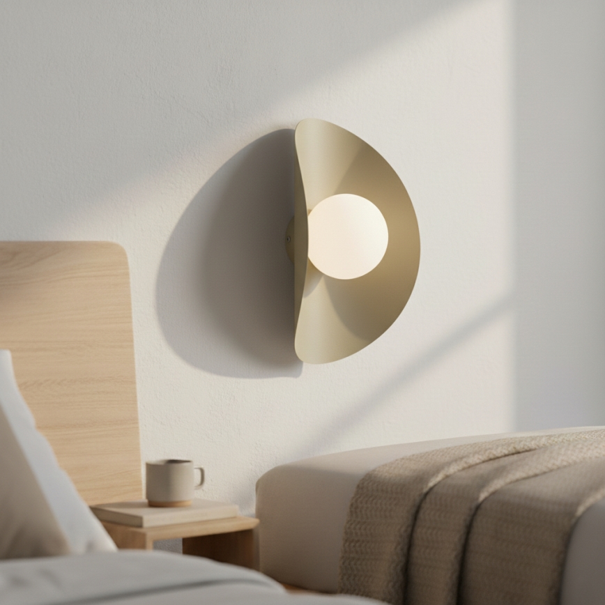 Applique da parete FIERO 1xG9/8W/230V beige