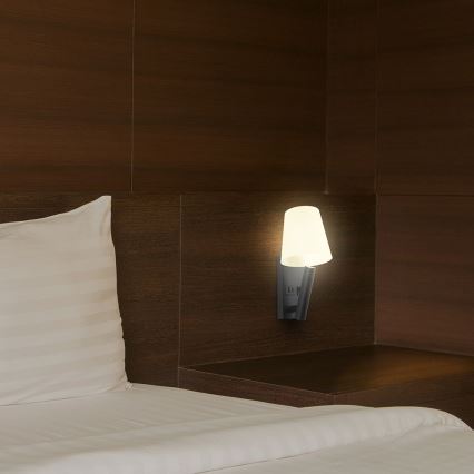 Applique LED da parete con porta USB, 2W, 230V, 3000K, nero/bianco