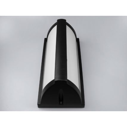 Applique murale extérieur HARDIN 1xE27/60W/230V IP54