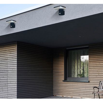 Applique murale solaire avec détecteur SOLARIS2 LED/5,5W/3,7V 4000K IP44 2600 mAh