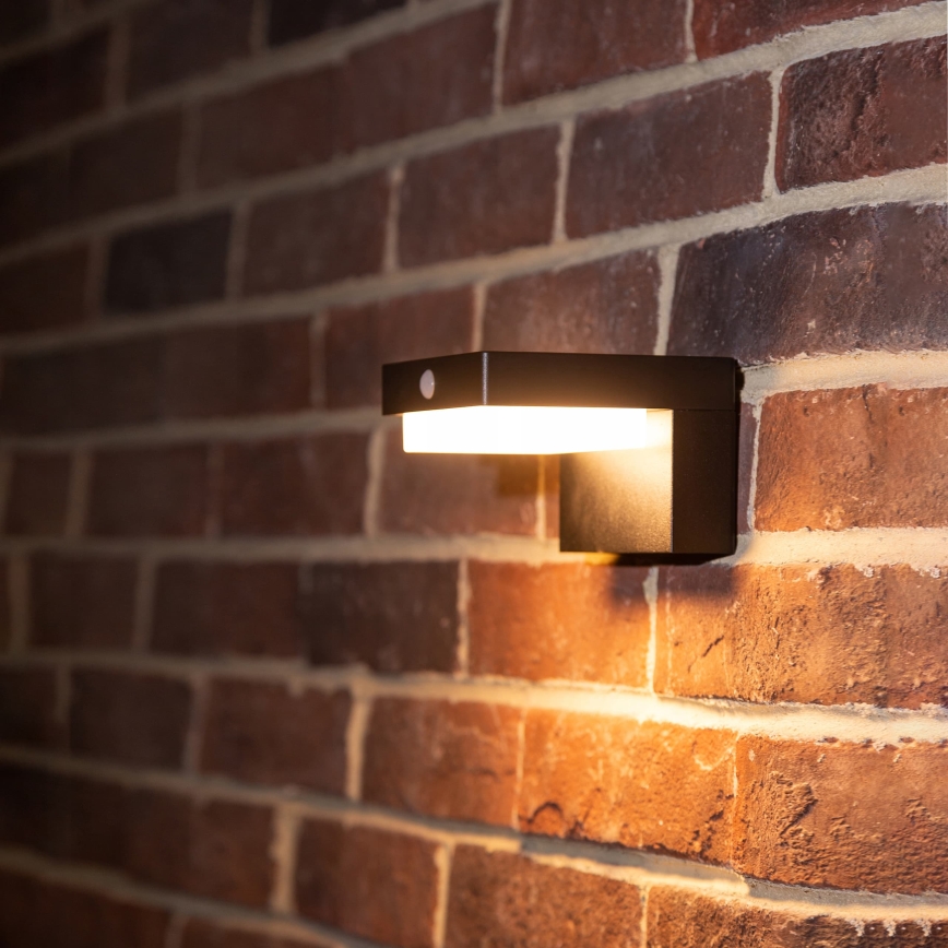 Applique murale solaire LED avec détecteur LED/5W/3,7V 2000 mAh IP44 noir