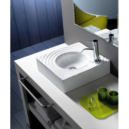 Bathco 0081 - Lavabo da appoggio GOTA 45x45 cm porcellana/bianco