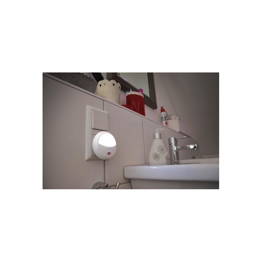 Brennenstuhl - Lampada di orientamento a LED con sensore LED/0,85W/230V