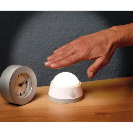 Brennenstuhl - Lampe d'orientation LED avec détecteur pohybu LED/3xAA 3000K