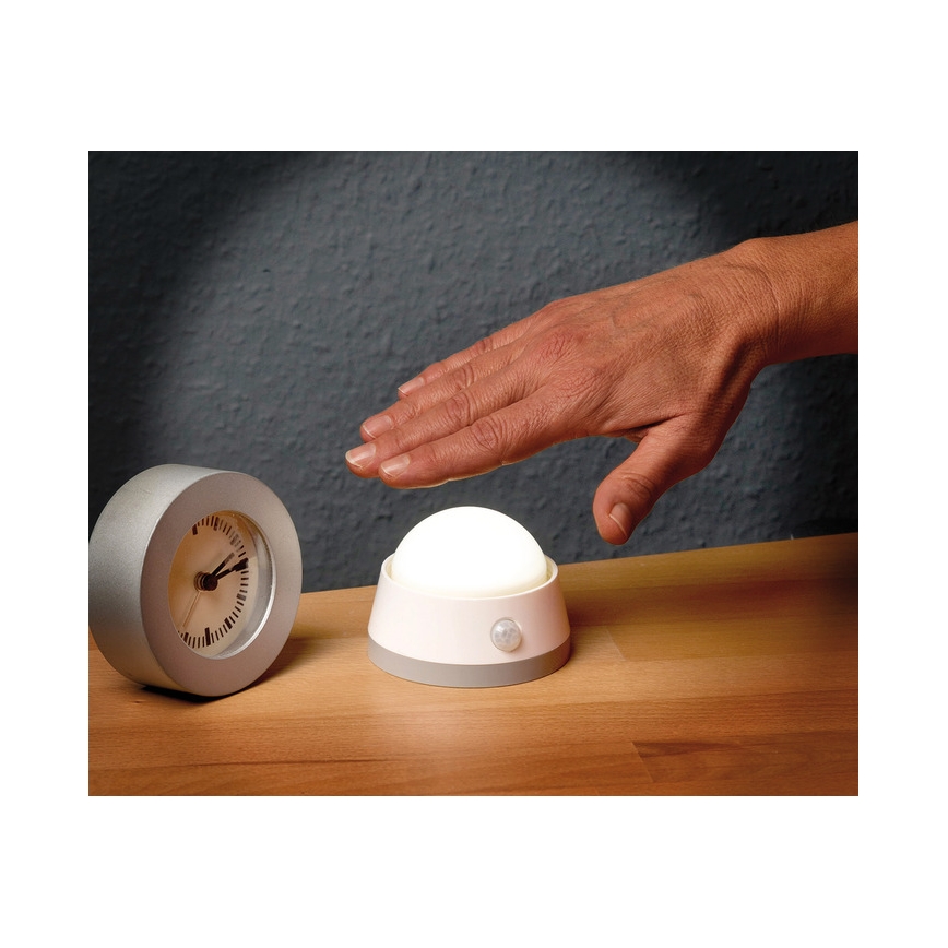 Brennenstuhl - Lampe d'orientation LED avec détecteur pohybu LED/3xAA 3000K