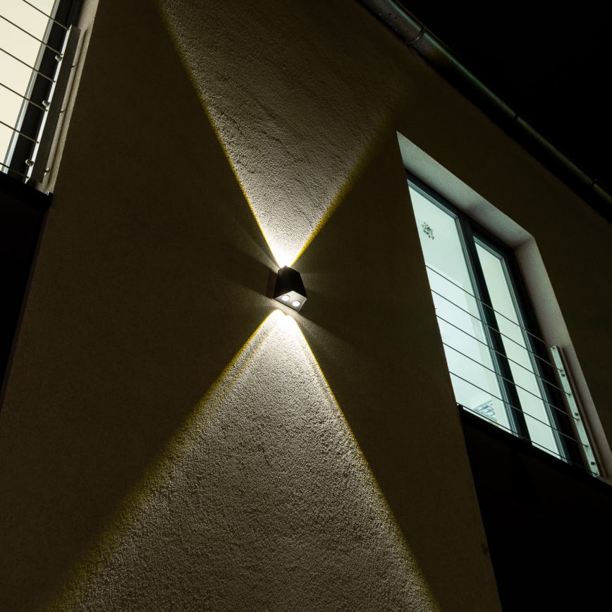 Brilagi - Applique a LED solare PYRAMID LED/2W/3,2V IP54