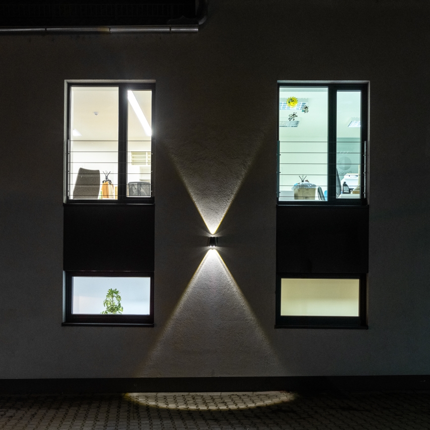 Brilagi - Applique a LED solare PYRAMID LED/2W/3,2V IP54