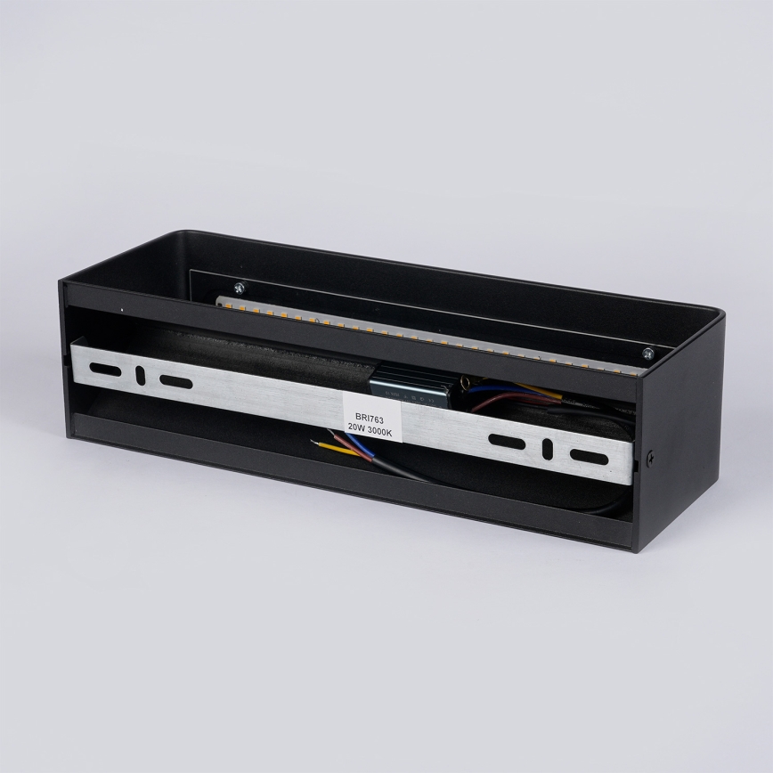 Brilagi - Applique da esterno DONNANI a LED, 12W/230V, 30 cm, nera, IP44