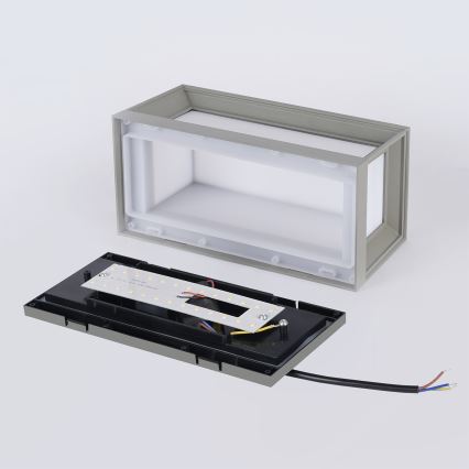 Brilagi - Lampada da parete LED per esterni PARKER LED/12W/230V 3000/4500/6000K grigio IP44