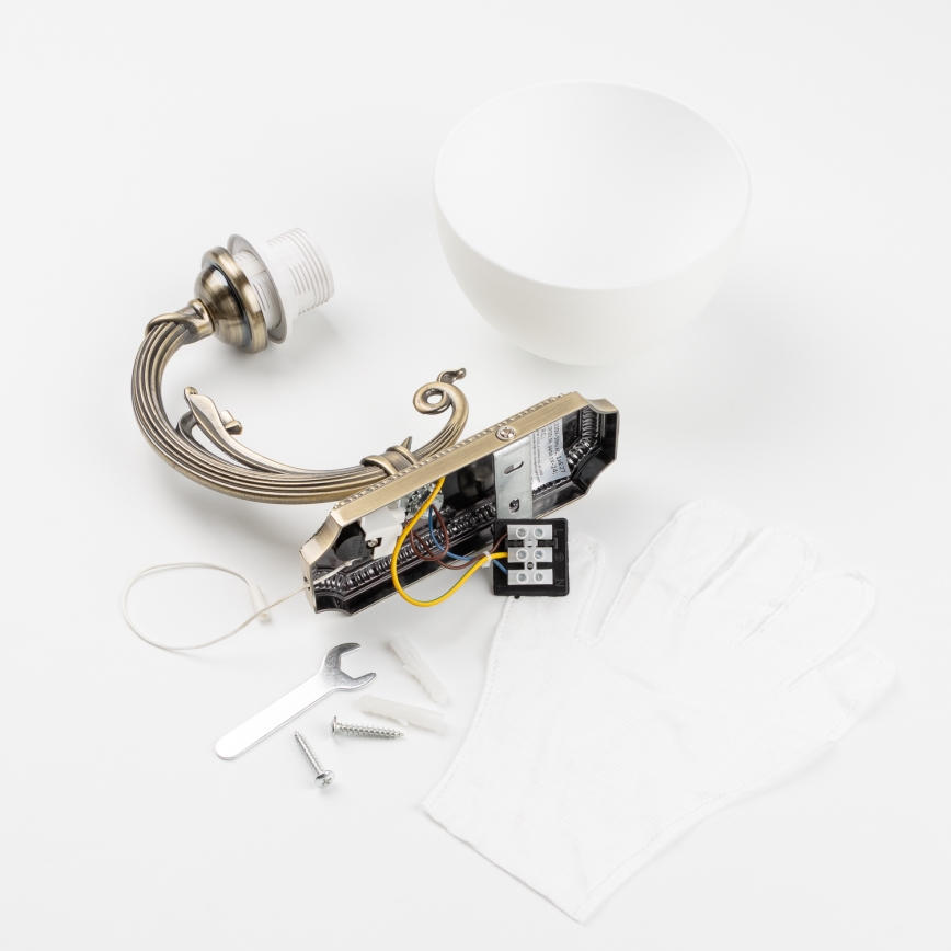 Brilagi - Applique murale CLASSIC 1xE27/60W/230V laiton