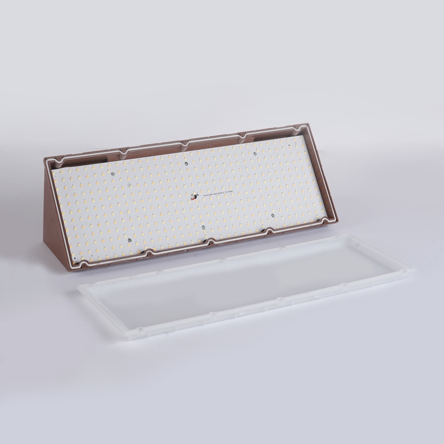 Brilagi - Applique murale d'extérieur LED TRIANGLE, 42W/230V, 3000/4000/6500K, 45 cm, marron, IP65