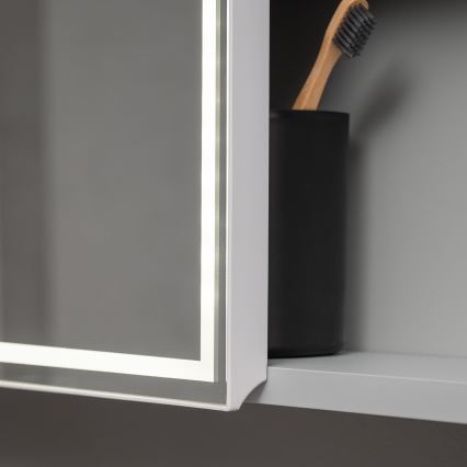 BRILAGI - Armoire-miroir LED pour salle de bains avec éclairage intégré NOTO SINGLE 60x65 cm
