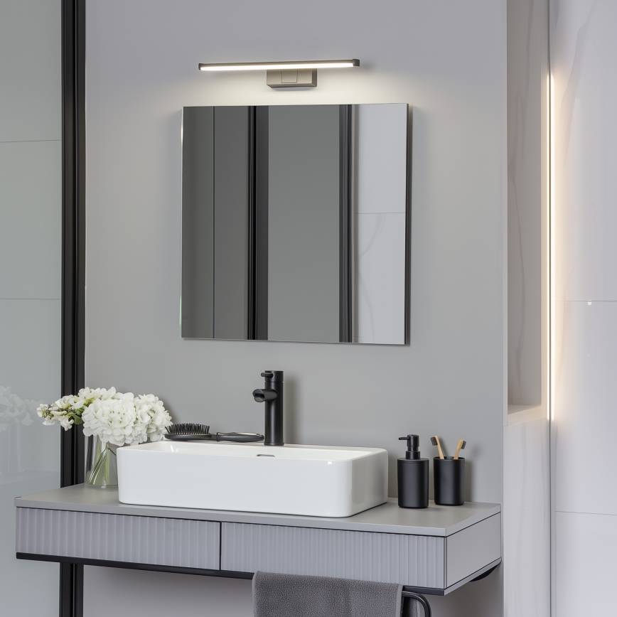 Brilagi - Éclairage LED 3-en-1 pour miroir de salle de bain VESTRA, 8W/230V, 40 cm, IP44, noir