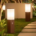 Brilagi - Lampada da esterno con sensore NOVA 1xE27/15W/230V 40 cm IP44 marrone