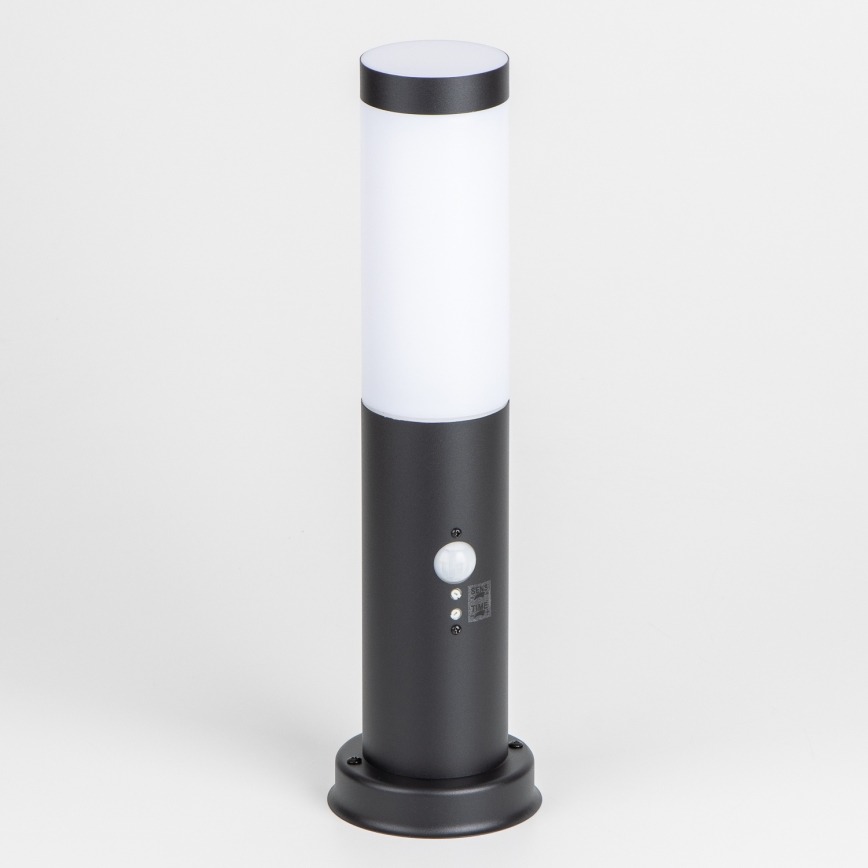 Brilagi - Lampada da esterno con sensore NOVA 1xE27/15W/230V 40 cm IP44 nera