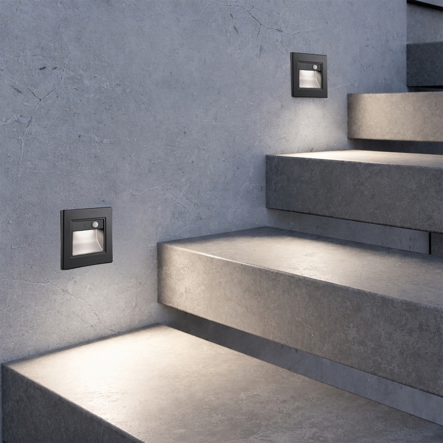 Brilagi - Lampada LED per scale con sensore STEP LIGHT LED/1,5W/230V IP44 nero