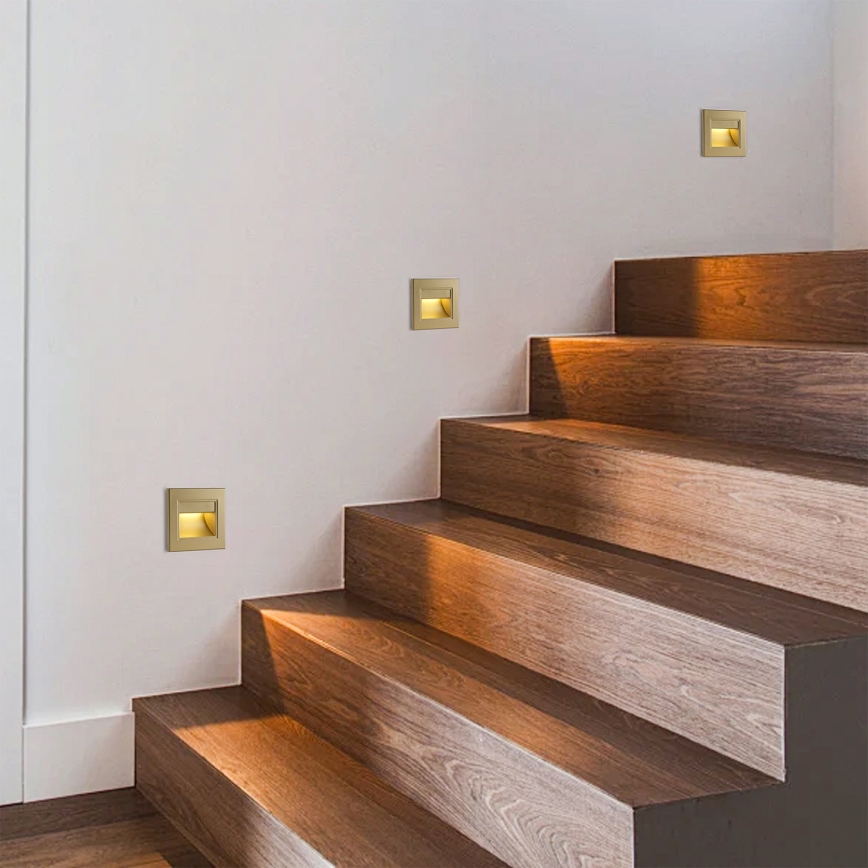 Brilagi - Lampada per gradini LED STEP LIGHT LED/1,5W/230V IP44 dorata