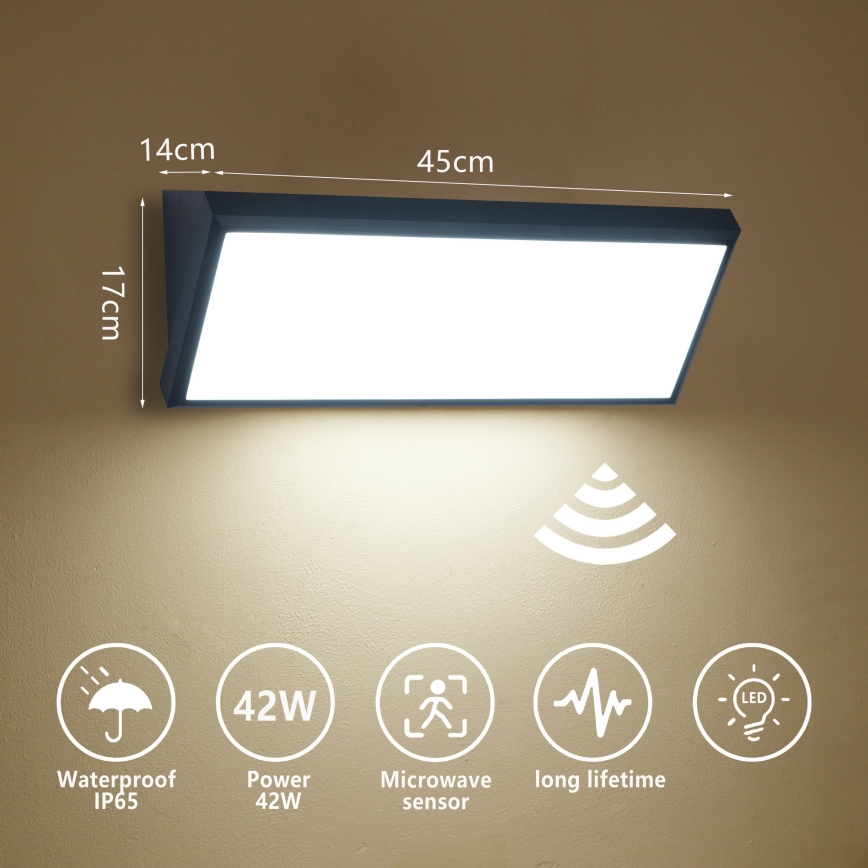 Brilagi - LED-Außenwandleuchte TRIANGLE mit Sensor, 42 W, 230 V, 45 cm, schwarz, IP65