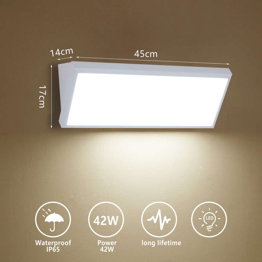 Brilagi - LED-Außenwandleuchte TRIANGLE LED/42W/230V 45 cm weiß IP65