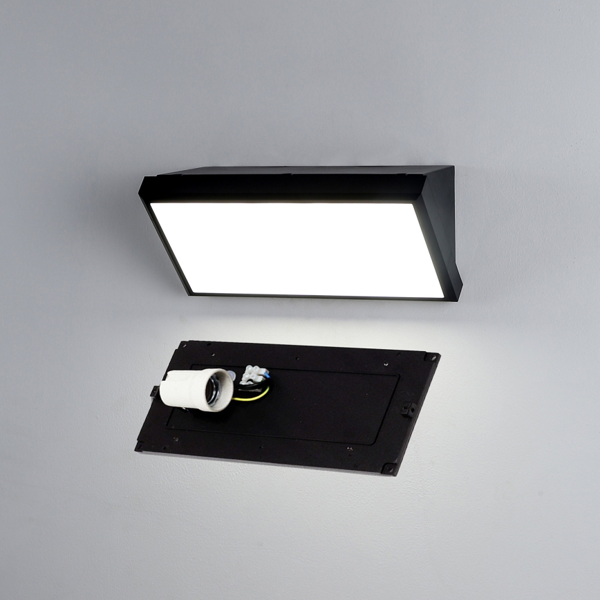 Brilagi - LED dimmbare Außenwandleuchte TRIANGLE 1xE27/6W/230V 2700-6500K IP65 schwarz