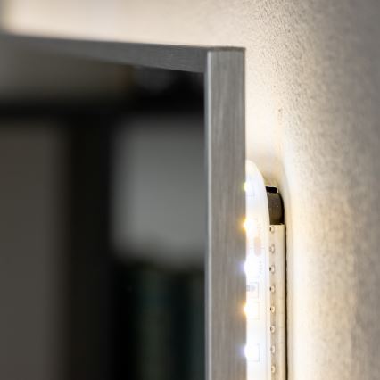 Brilagi - Miroir de salle de bains LED DESIO LED/28W/230V 60x80 cm argenté IP44 IRC 90 dimmable + CCT