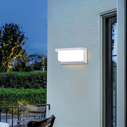 Brilagi - LED RGBW dimmbare Außenwandleuchte BRICKY 1xE27/9W/230V 2700–6500K IP54 Weiß