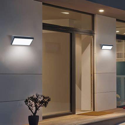 Brilagi - LED dimmbare Außenwandleuchte TRIANGLE 1xE27/6W/230V 2700-6500K IP65 Anthrazit