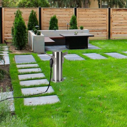 Brilagi - Outdoor-Steckdosensäule PILLAR 2Z SCHUKO 230V IP44 matt Chrom