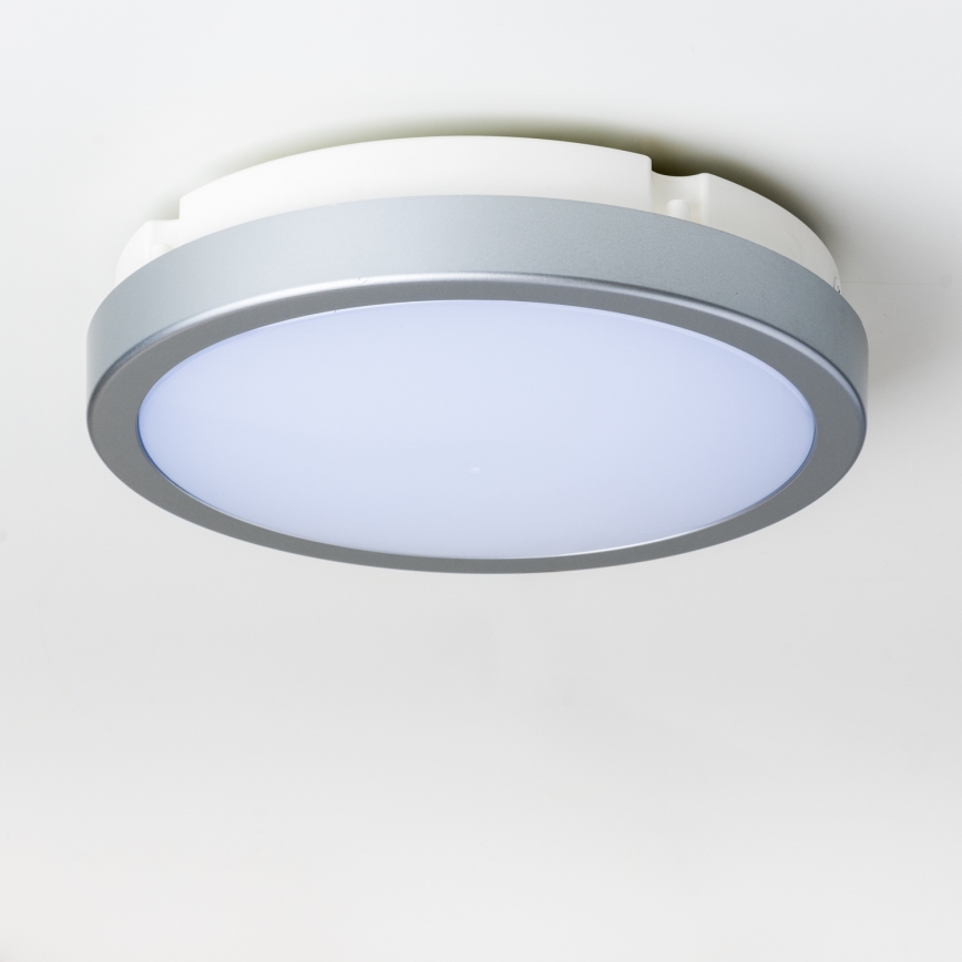 Brilagi - Plafonnier LED salle de bain PERA 18W/230V d. 22 cm IP65 argent