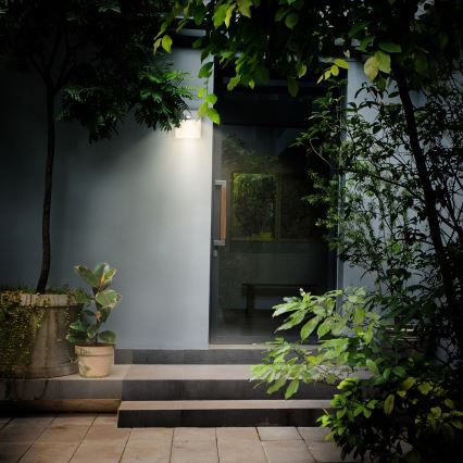 Brilagi - LED Außenwandleuchte mit Sensor TERNI LED/12W/230V grau IP44