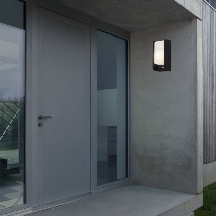 Briloner 3017-015 - Applique murale d'extérieur avec détecteur BOKS 1xE27/12W/230V IP44