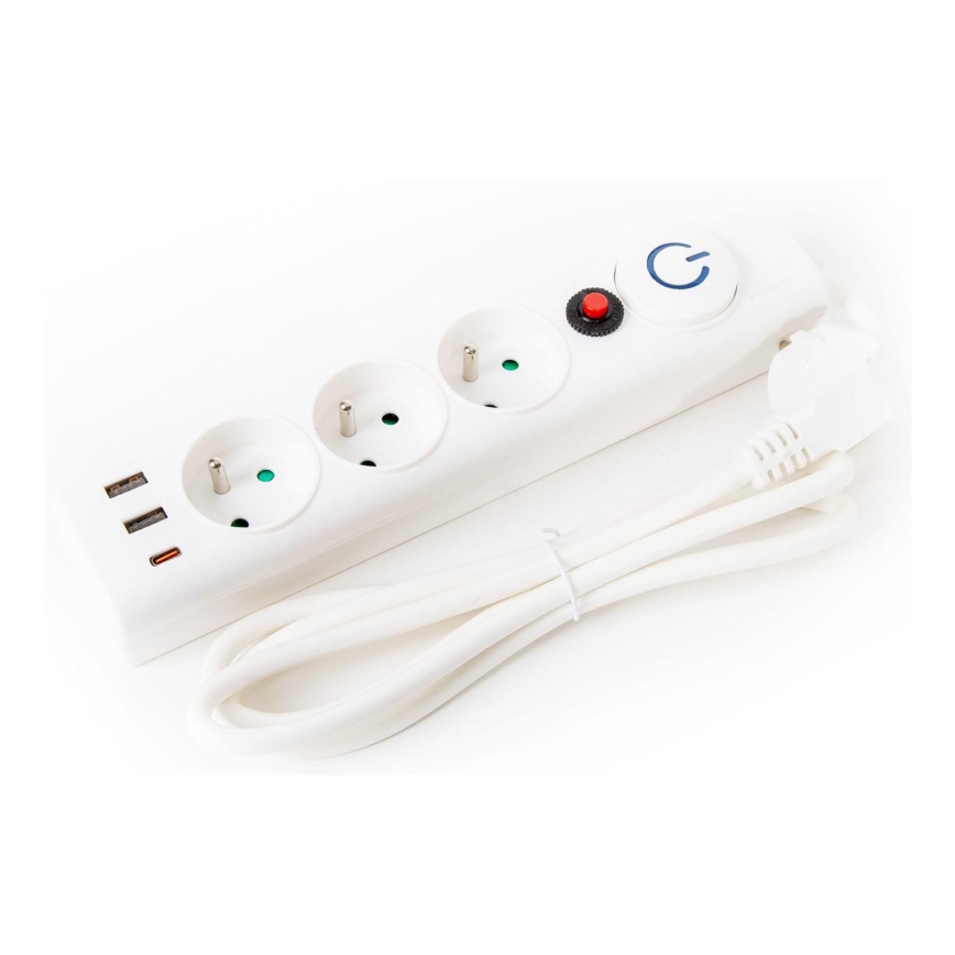 Cavo prolunga con interruttore 3P Tipo E + 2xUSB-A + 1xUSB-C 1,5m