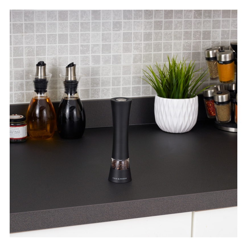 Cole&Mason - Moulin électrique à sel ou à poivre BURFORD 4xAAA 18 cm noir