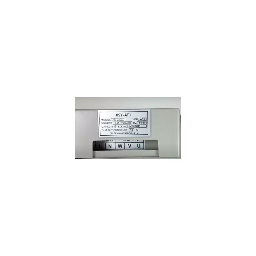 Convertitore di frequenza per motori trifase 230V/12A