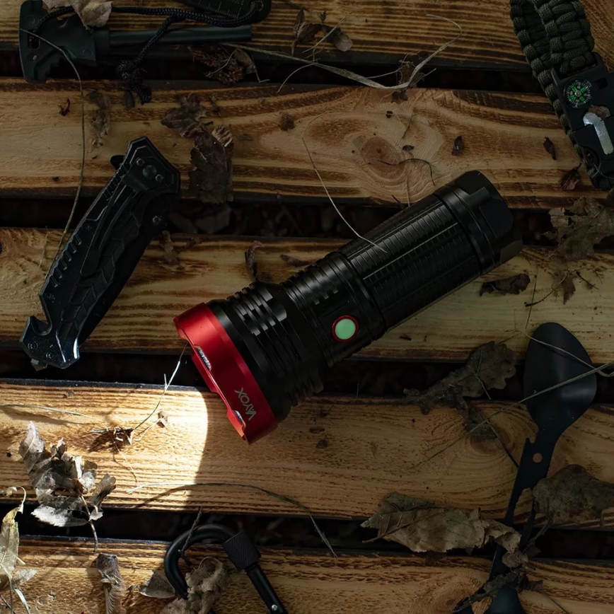 Dimmbare, aufladbare LED-Taschenlampe LED/20W/5V IPX5 2000 glänzend 6000 mAh