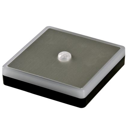 Éclairage de meubles avec un détecteur LED/1,5W/4,5V 3xAA chrome mat