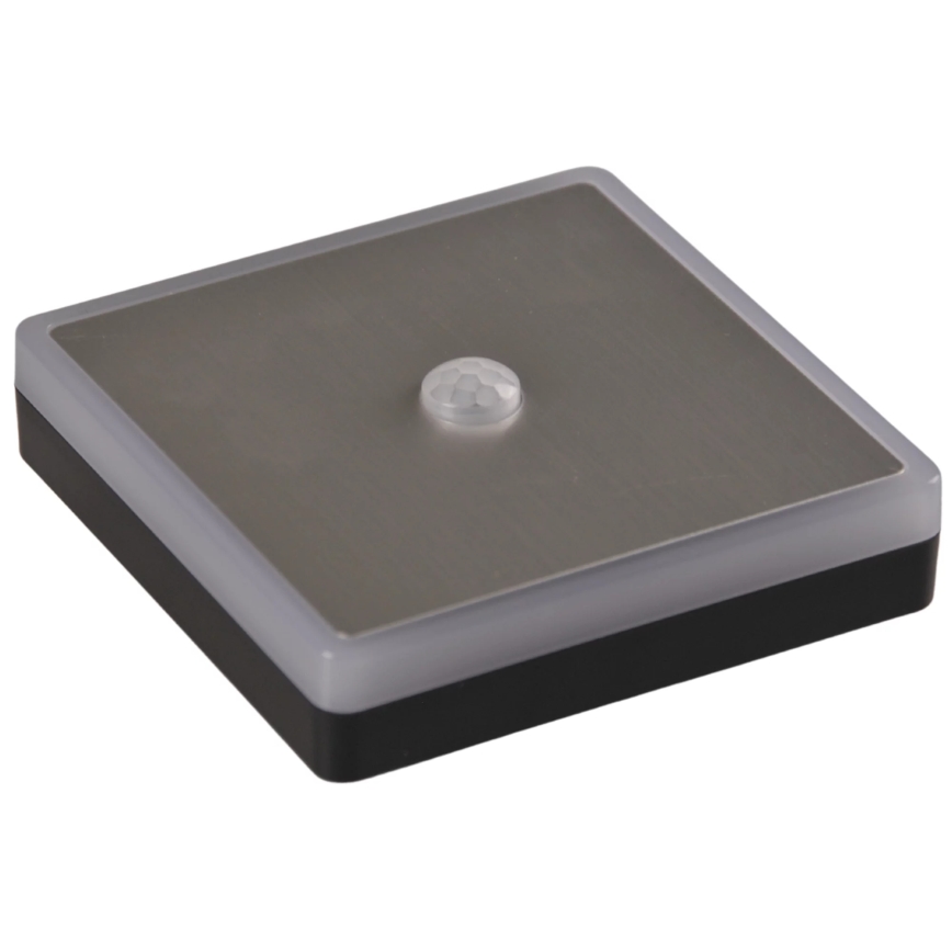 Éclairage de meubles avec un détecteur LED/1,5W/4,5V 3xAA chrome mat
