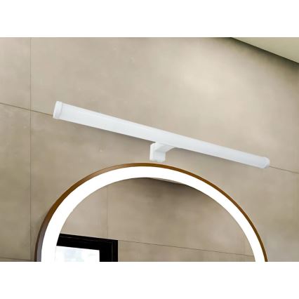 Éclairage LED pour miroir de salle de bains 12W/230V 59,5 cm IP44 blanc