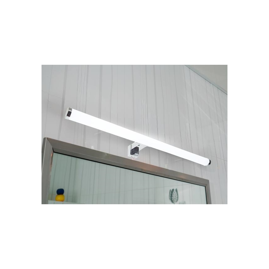 Éclairage LED pour miroir de salle de bains 12W/230V 59,5 cm IP44 chrome brillant