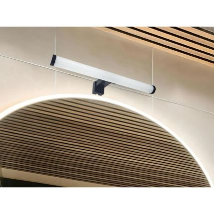 Éclairage LED pour miroir de salle de bains LED/8W/230V 30 cm IP44 noir