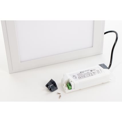 Eglo 32734 - Panneau en saillie/encastré RGBW à intensité variable 2en1 SALOBRENA-C LED/34W/230V blanc + télécommande