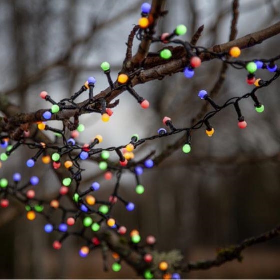 Eglo 472-53 - LED-Außen-Weihnachtslichterkette BERRY MINI, 700 LEDs, 8 Funktionen, 19 m, mehrfarbig, IP44