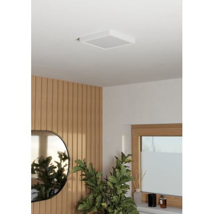 Eglo - Plafoniera da soffitto per bagno LED/10,5W/230V 2700/4000/6500K 22x22 cm IP44 bianco