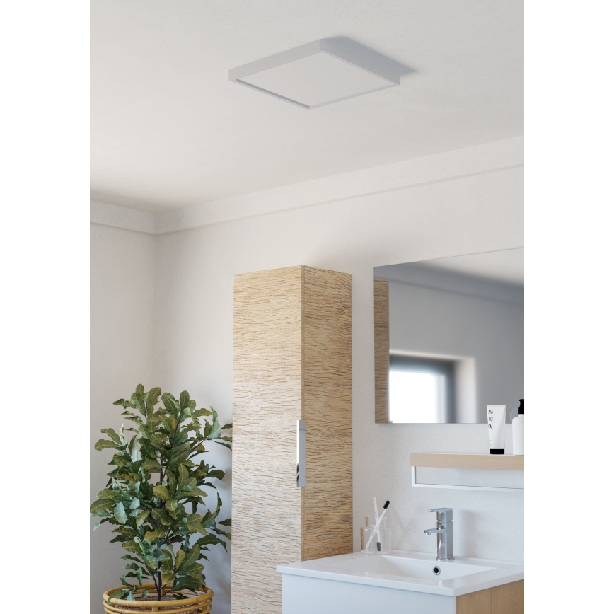 Eglo - Plafonnier LED pour salle de bains 13W/230V 29x29 cm IP44 blanc
