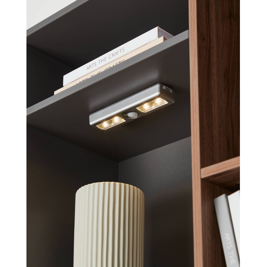 Eglo - Lampada notturna LED con sensore 4xLED/3xAAA